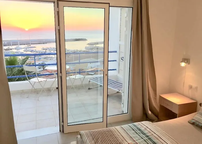 Casa Salinas 度假居 *